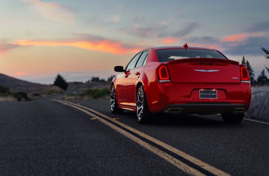  Chrysler 300C S 2015 года  (фото 33 из 59)